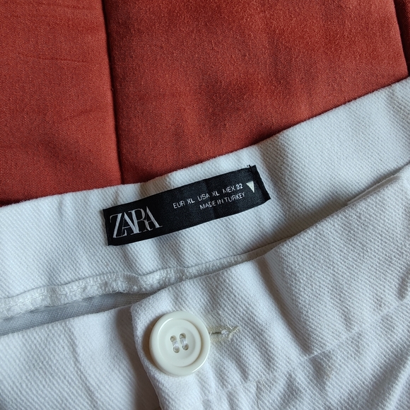 Zara Shorts - Picture 3 of 3